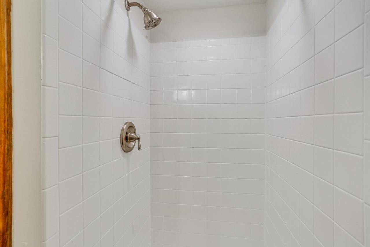 Vernon Township Condo With Balcony Near Ski Lifts! Ngoại thất bức ảnh