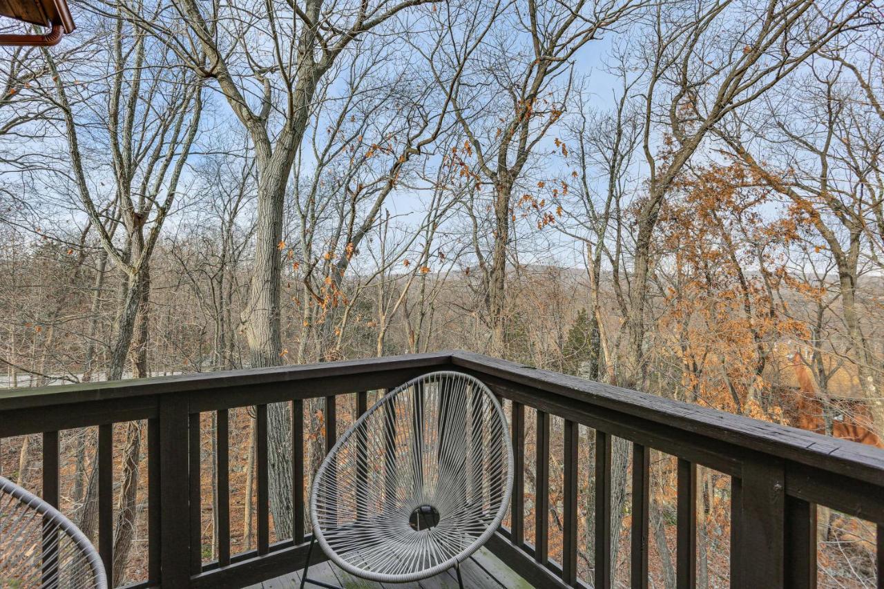 Vernon Township Condo With Balcony Near Ski Lifts! Ngoại thất bức ảnh