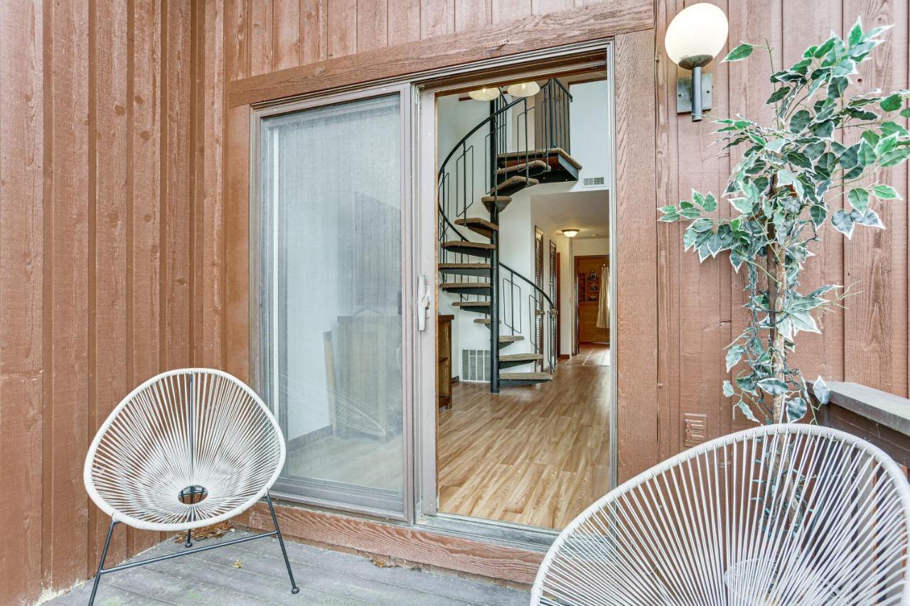 Vernon Township Condo With Balcony Near Ski Lifts! Ngoại thất bức ảnh